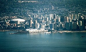 Vue sur le centre-ville depuis Grouse Mountain (vers le sud).