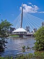 Esplanade Riel, pons. Hic est caupona Salisbury House.