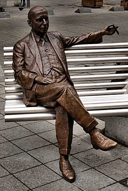 Kálmánova socha v Budapešti