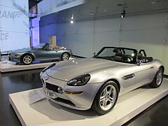 BMW Z8 1999, et BMW Z3 1995.