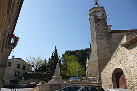 L'église Saint-Jacques.