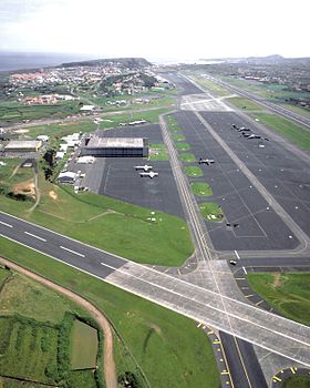 L'aéroport de Lajes en 1989.