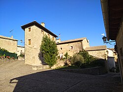 Skyline of Leoz