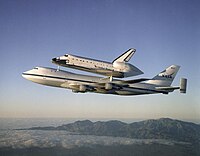 NASA 波音747機孭住太空穿梭機 Atlantis