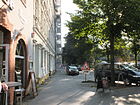 Am Generalshof, von der Friedrichshagener Str. aus gesehen. am linken Bildrand steht das genannte Gemeindehaus