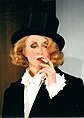 Ilse Ritter als Marlene Dietrich (2000)