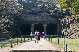 Innganven til Cave 1 på Elephanta