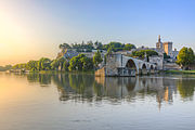 Pont Saint-Bénezet and Palais des Papes in Avignon