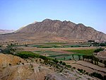 کوه بی‌بی شهربانو، از ضلع غربی دژ رشکان