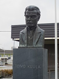 Toivo Kuulan patsas, 1963, Alavus.