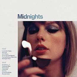 Studioalbumin Midnights kansikuva