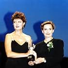 Susan Sarandon and Pilar Miró in Premio Donostia a Susan Sarandon (1995)