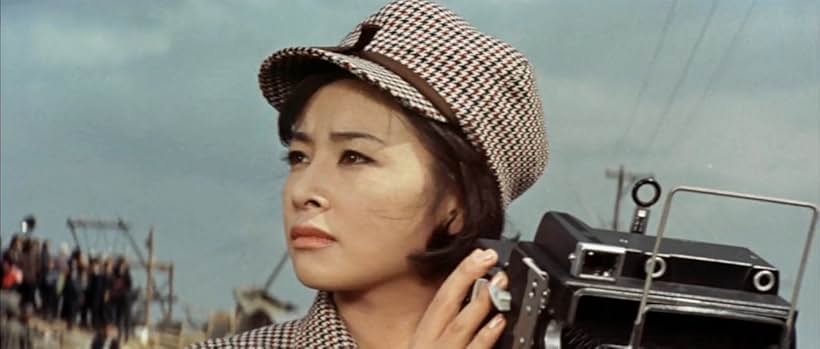 Yuriko Hoshi in Mosura tai Gojira (1964)