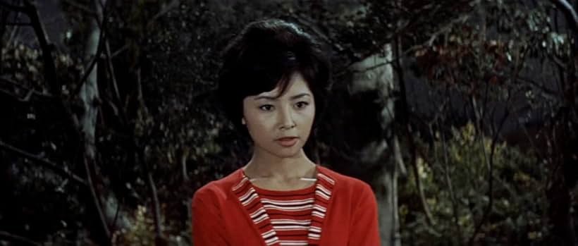 Yuriko Hoshi in Mosura tai Gojira (1964)