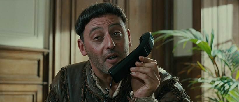 Jean Reno in Les visiteurs (1993)