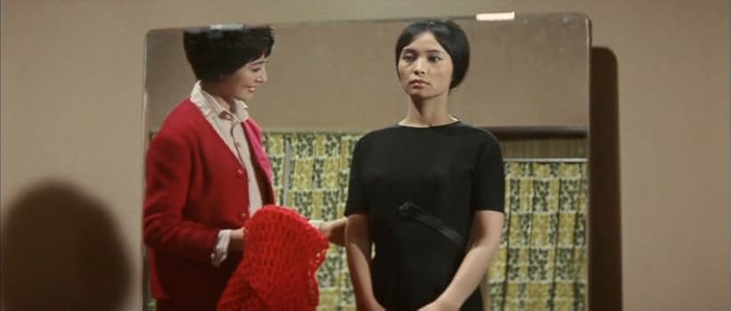 Yuriko Hoshi and Akiko Wakabayashi in San Daikaijû Chikyû Saidai no Kessen (1964)