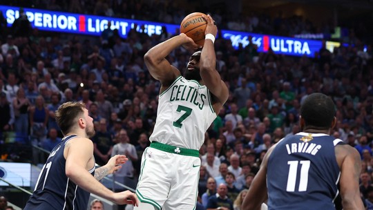Perto do título, Celtics podem chegar a grupo seleto de campeões na NBA; Mavs precisam de milagre inédito