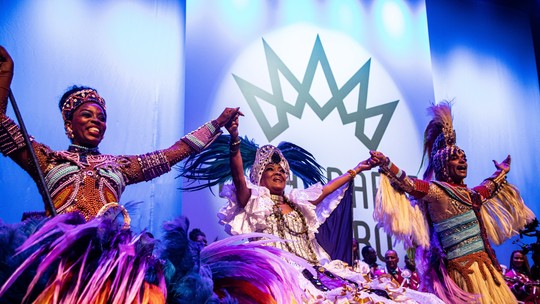 Estandarte de Ouro premia os melhores do carnaval em 19 categorias durante noite de festa no Vivo Rio