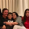 Fábio Jr. posta fotos com a esposa e os cinco filhos: 'Amo vocês muitão'