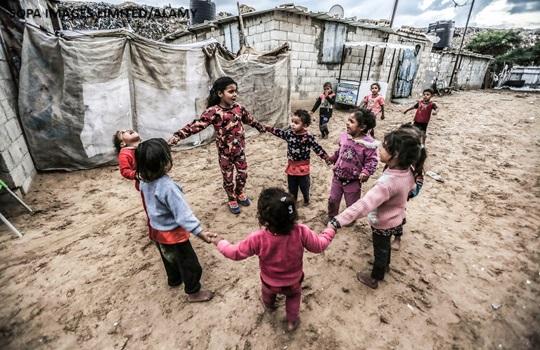 Children play in Palestine