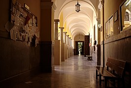 Facultad de Derecho - Granada.jpg