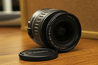 Canon EF-S 18-55mm 2.jpg