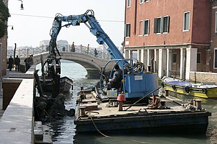 Venice - Canal excavator