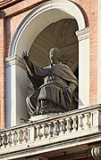 Palazzo del Ridotto (Cesena) - Pio VI Statue