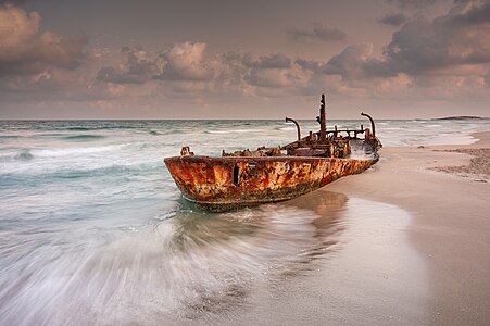 "Habonim-Dor_Beach.jpg" by User:Iifar