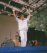 John Cale at Summerstage Festival, Central Park, NYC (1995) (9).jpg
