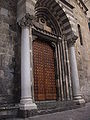 Italiano: Portale della chiesa di san Donato a Genova
