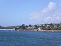 Le bourg de Roscanvel vu depuis la rade de Brest