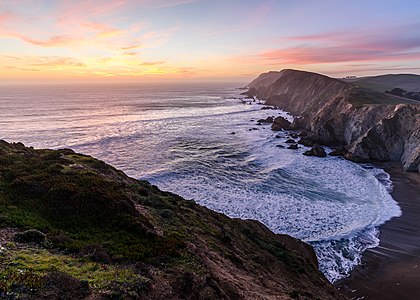 "Chimney_Rock_Trail_Point_Reyes_December_2016_009.jpg" by User:King of Hearts