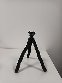 Unbranded small size tripod.jpg