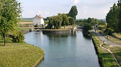 Ecluse de Vignely sur le canal de l Ourcq