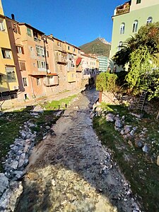 Marmettola marble minerals in the Carrione River