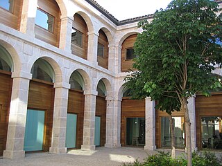 Colegio-Convento de Dominicos de Santo Tomás (Parador)