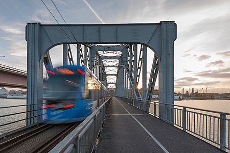 Lidingöbron October 2015 03