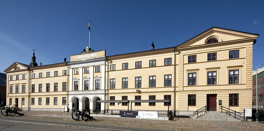 2nd, Buildings: Stora kronohuset in the centre of Kristianstad. Built in 1840-41 as both courthouse and regimental quarters. David Castor. CC-BY-SA-3.0