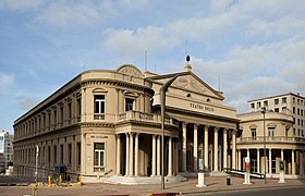 Teatro Solis, Montevideo (exterior)