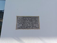 Hearns Hotel Bianconi plaque.jpg