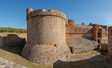 Southwestern artillery tower and the main gate with the gate towers