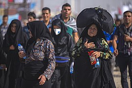 Women on the Arba'een Walk-Mehran city-Iran زنان در پیاده روی اربعین در مرز مهران- عکاسی خبری 06.jpg