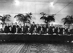 Solvay conference 1954 g.jpg