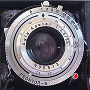 Detail of Agfa Isolette II from 1955: lens and shutter with self timer