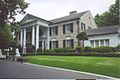 Right side view of Graceland Mansion