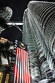 Petronas Towers/Menara Berkembar Petronas/双峰塔/பெட்ரோனாஸ் கோபுரங்கள்