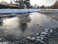 2023-01-19 Plötzliches Glatteis und gefrorene Pfützen in Tauberbischofsheim 6.jpg