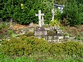 Croix monumentale à proximité de l'emplacement de l'ancienne chapelle de Saint-Jean-Pont-Men.