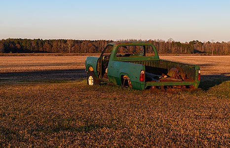 Abandoned pickup at Kelvin A. Lewis farm in Creeds